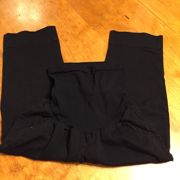 Motherhood Maternity stretch black Capri sz. S - Picture 2 of 3